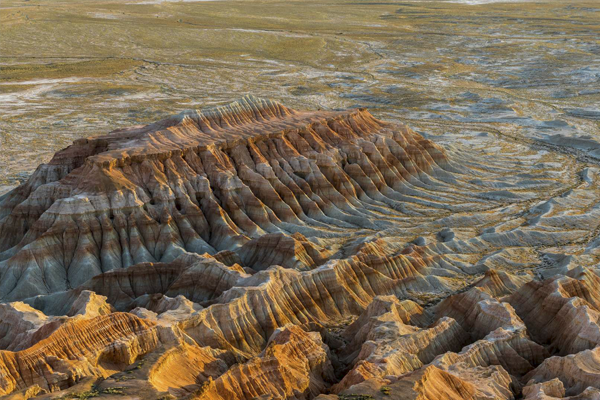 Yangykala-Canyon-at-sunset_-Turkmenistan